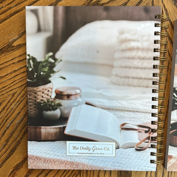 The Daily Grace Co. Bible study tool books set of three brand new! - Picture 5 of 7